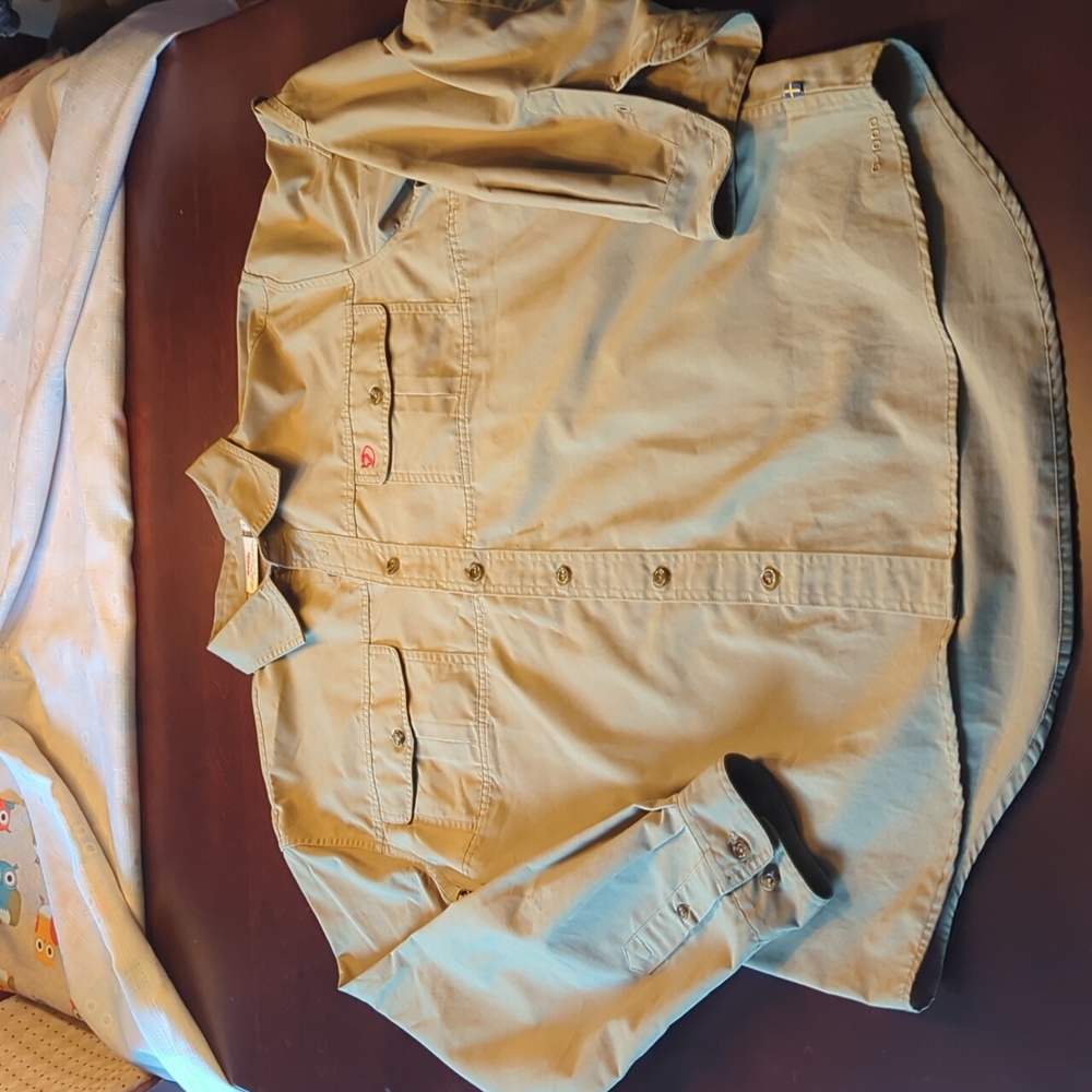 Fjallraven Men's Casual Button Down Shirt - Khaki